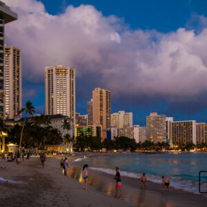 Honolulu (2017) Honolulu (2017)